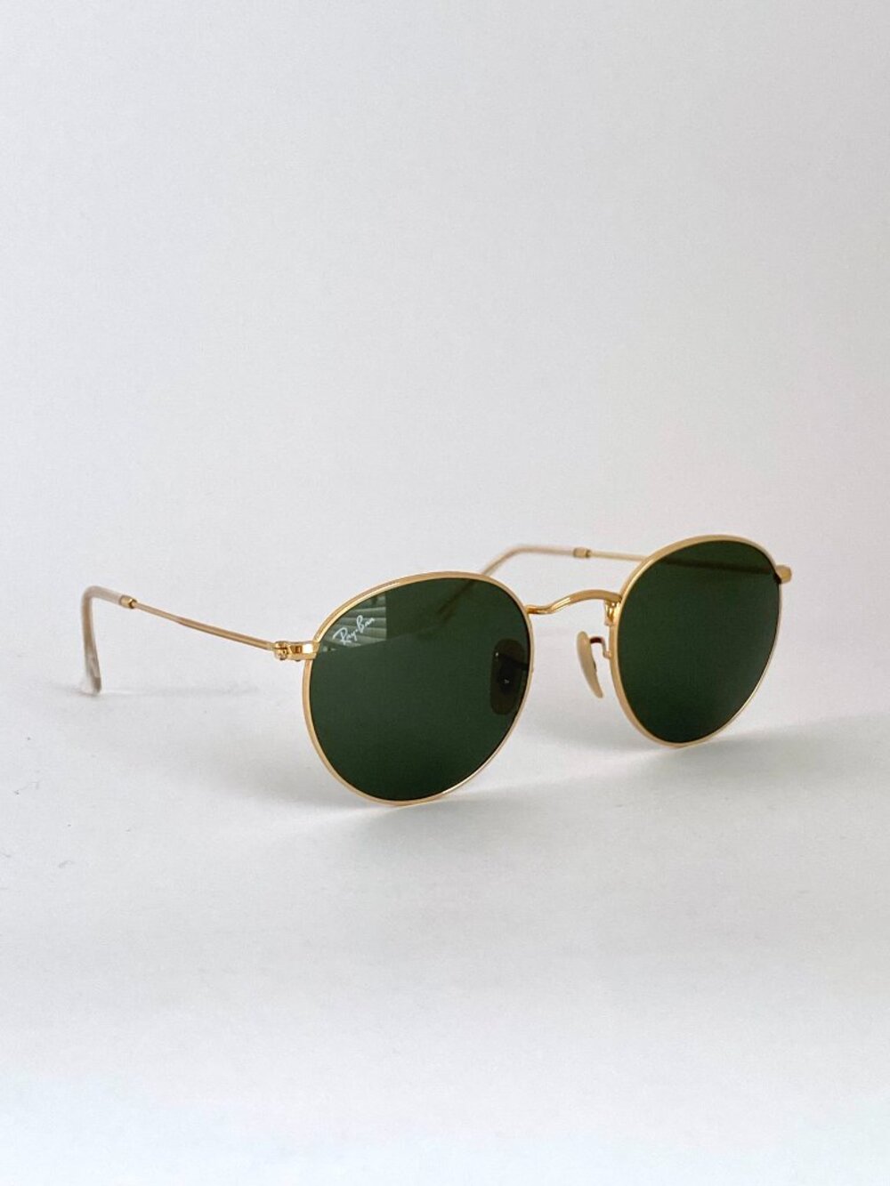 Ray-Ban RB3447 Round Metal Sunglasses | Gold Frame + Green G-15 Lens